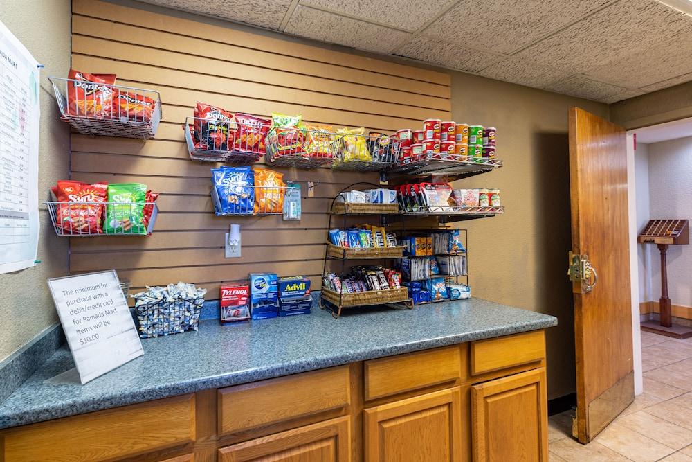 Ramada By Wyndham Columbus North Ξενοδοχείο Westerville Εξωτερικό φωτογραφία